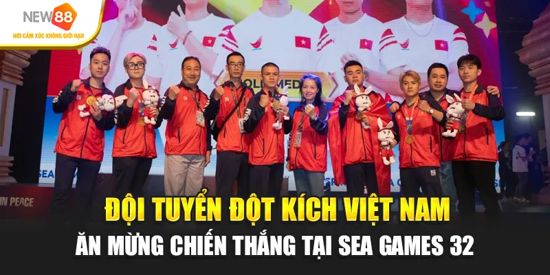 Đội tuyển Đột Kích Việt Nam ăn mừng chiến thắng tại SEA Games 32